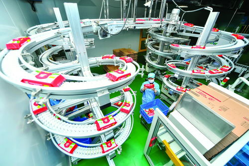 浙江企業(yè) 趕制防疫用品助力疫情防控